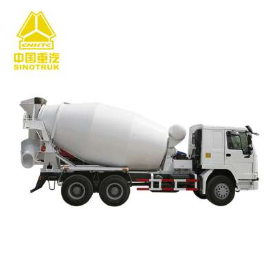 SINOTRUK HOWO concrete mixer truck